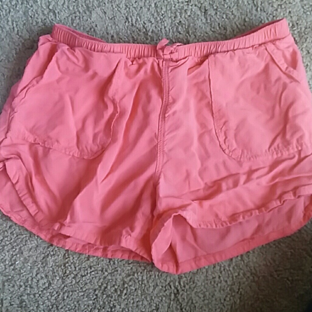 Loose shorts